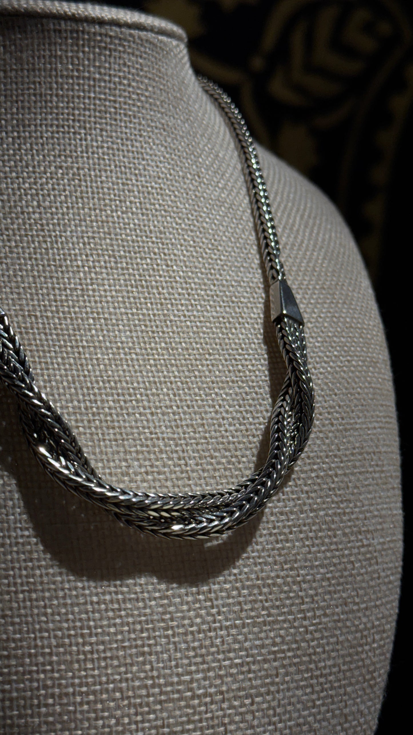 Twisted silver necklace