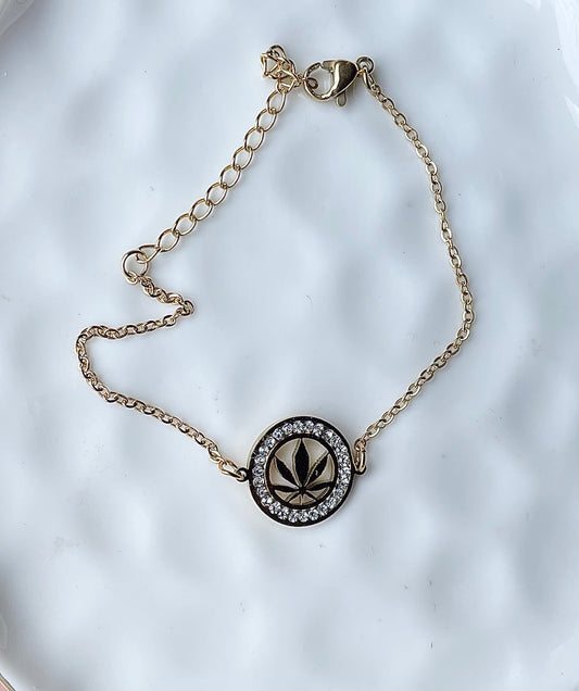 The Queen of Weed gold bracelet