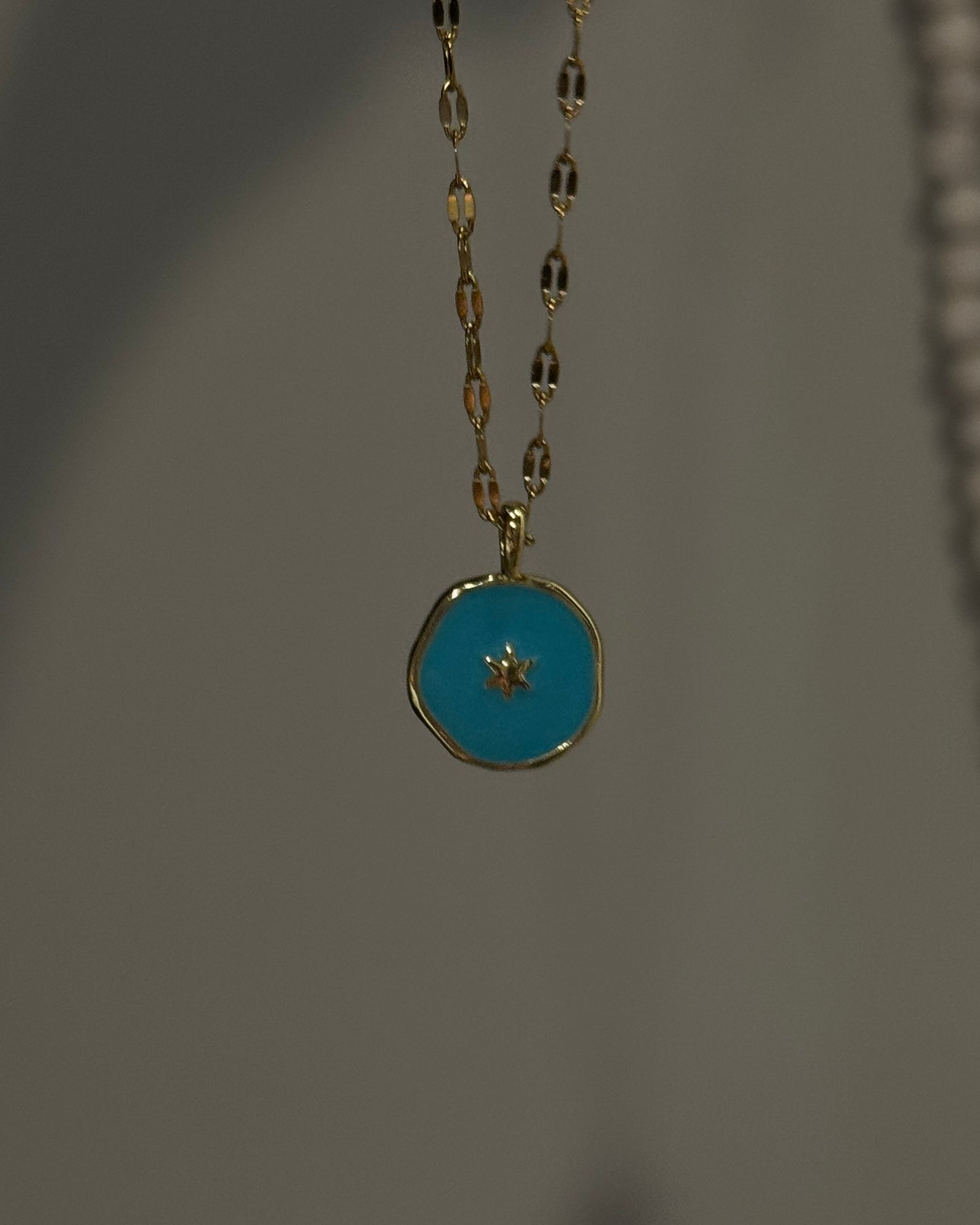 Simple Star coin necklace