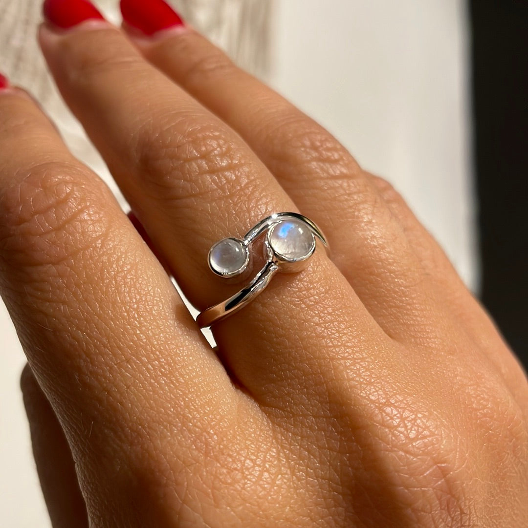 ETERNITY moonstone ring