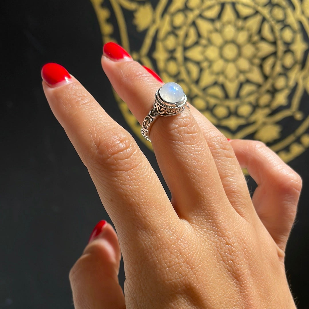 ROYALTY moonstone ring