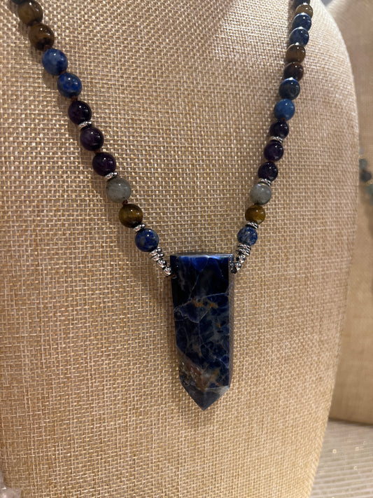 Multi crystal bead necklace with sodalite point