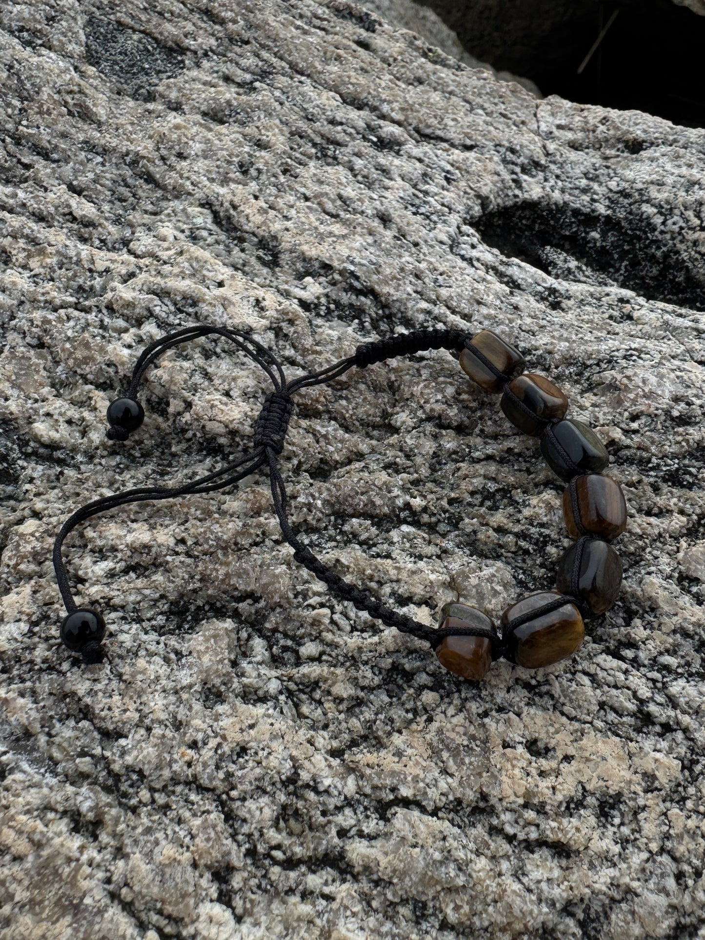 Tiger’s eye crystal nugget bracelet