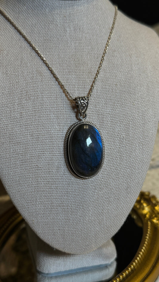 Labradorite Oval Pendant
