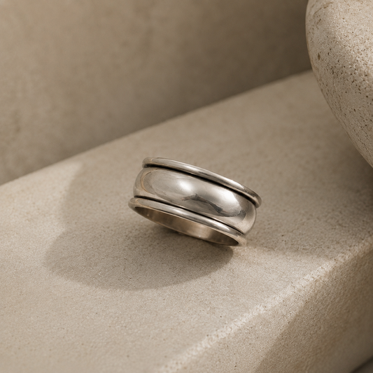 Solid Silver spinning ring