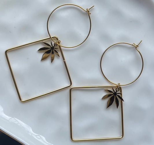 Square weed gold hoops earrings