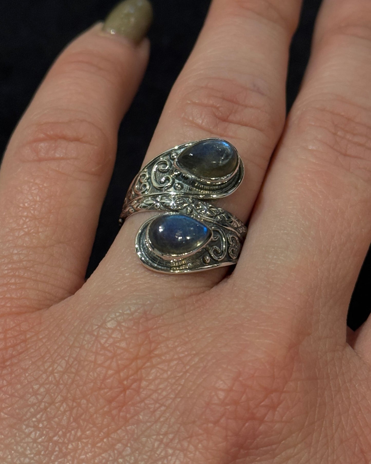sterling silver ring with labradorite vintage style 