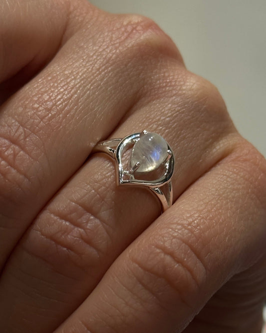 natural moonstone sterling silver ring 