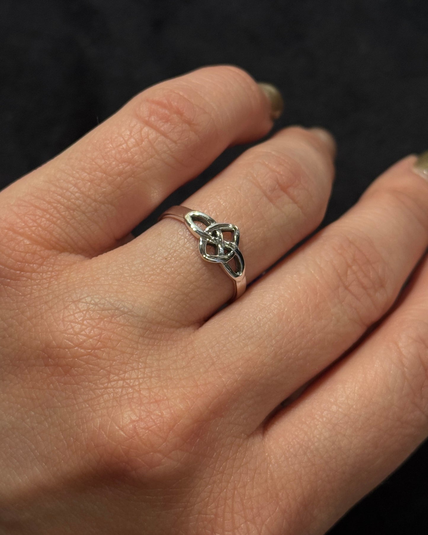 sterling silver ring with Celtic knot design 