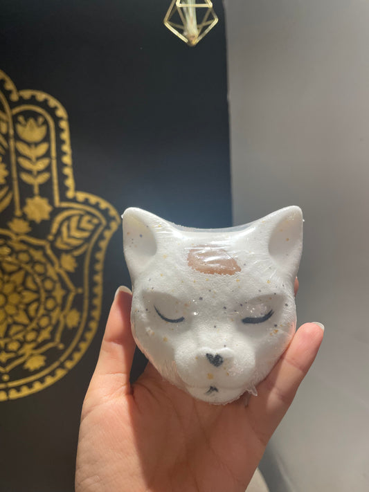 Moon Kitty Bath Bomb