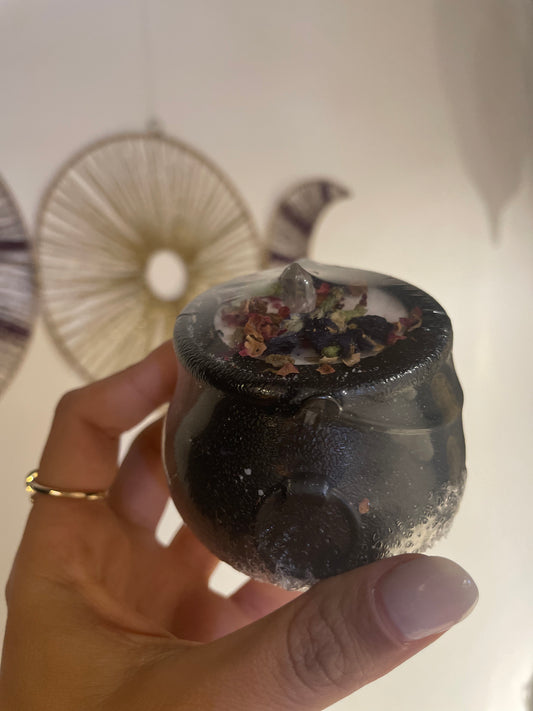 Cauldron Crystal Bath Bomb