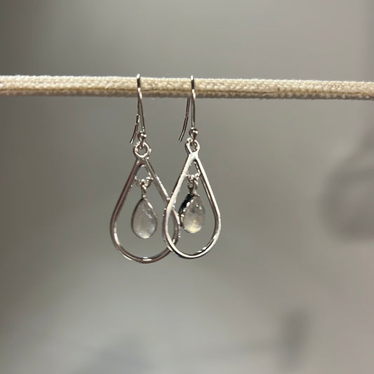 HAPPY TEARDROP moonstone earrings