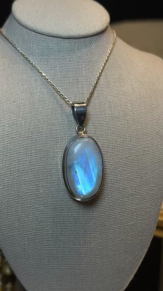 Moonstone Oval Pendant Superflashy