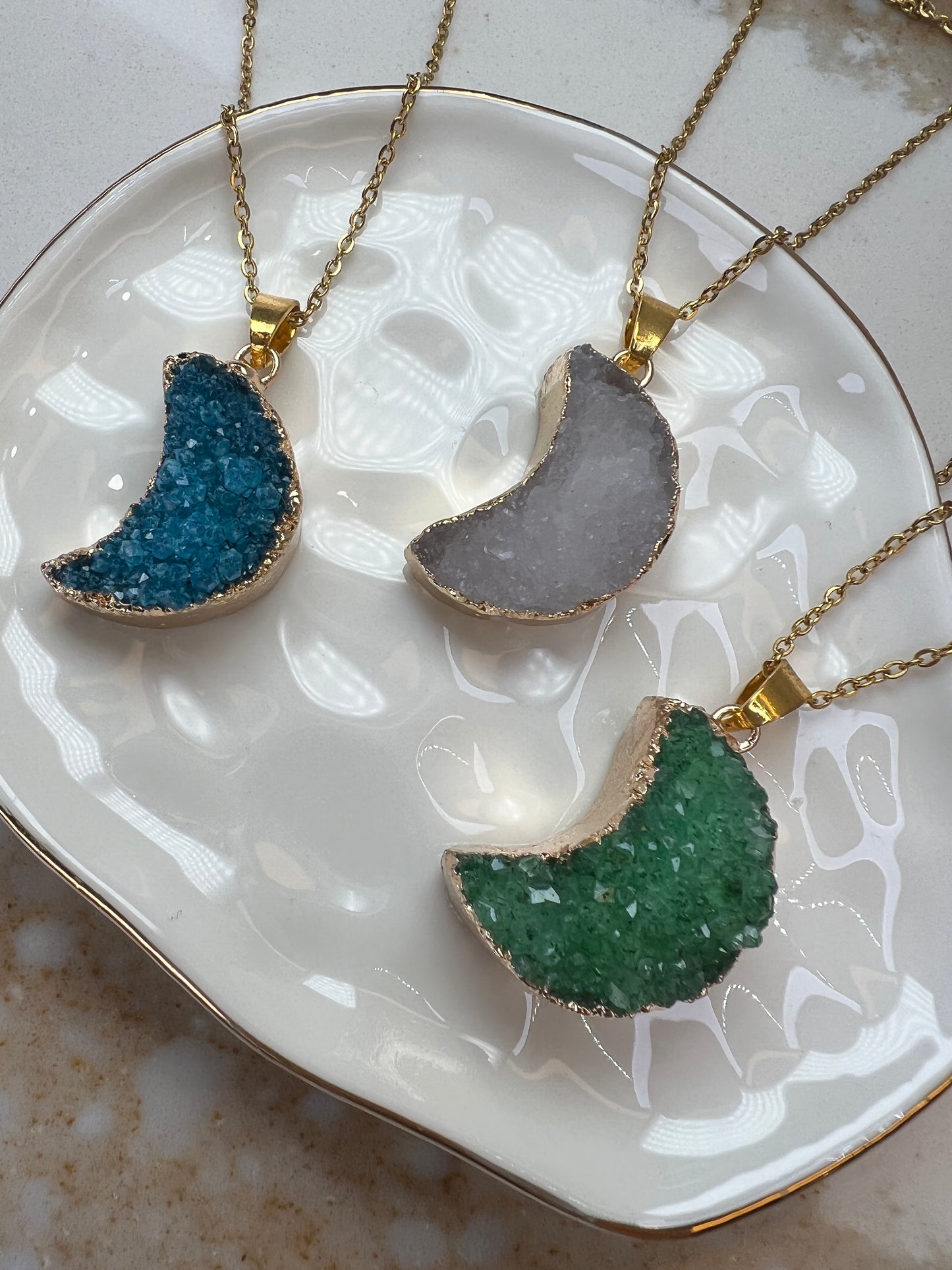 Natural Druzy Moon Fashion necklace