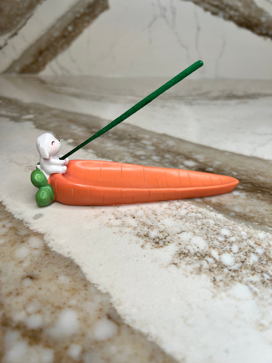 “Bunny and the carrot” stick incense holder (flat)