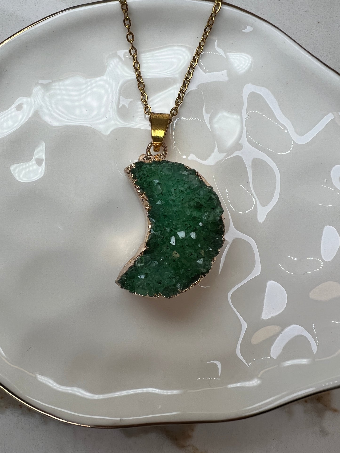 Natural Druzy Moon Fashion necklace